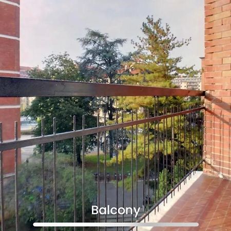 Metro Famagosta - Luminoso Appartamento Con Balcone Free Wifi & Parking Μιλάνο Εξωτερικό φωτογραφία